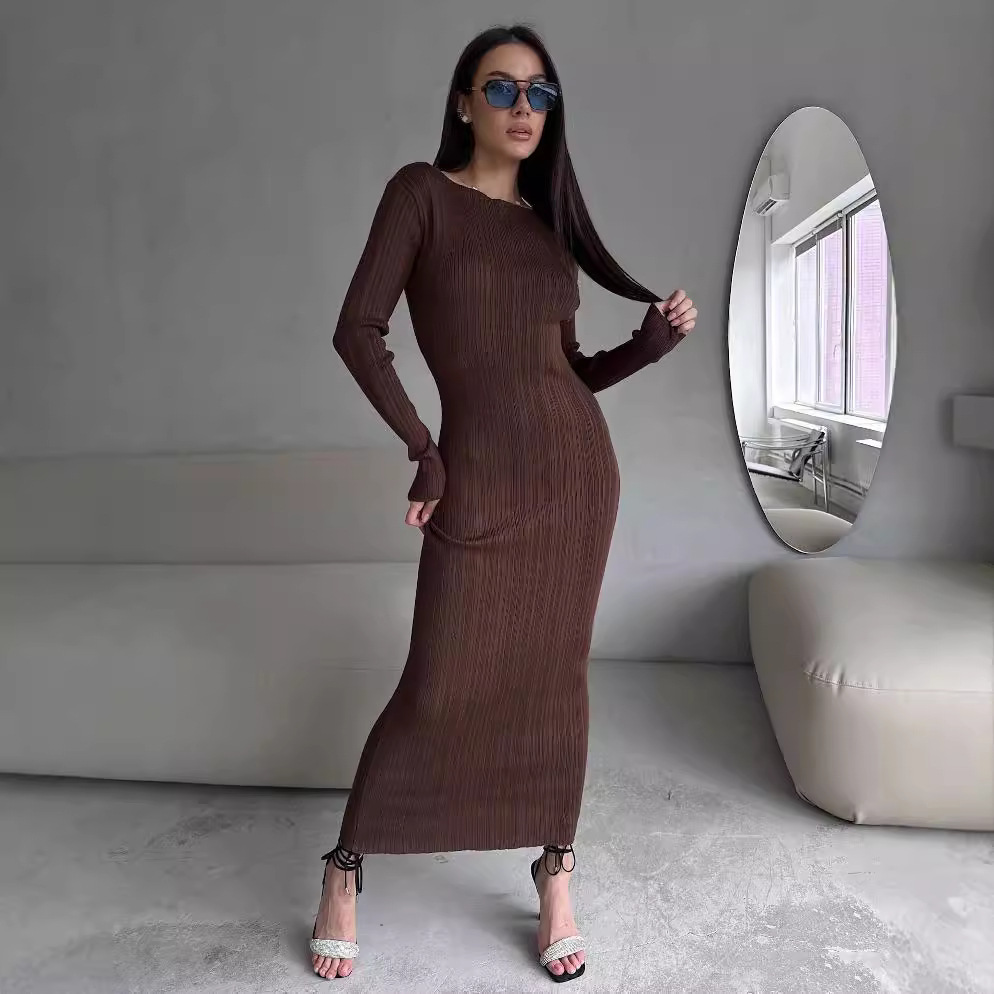 Bodycon Long Sleeve Ribbed Dress - Elegancka damska sukienka maxi z okrągłym