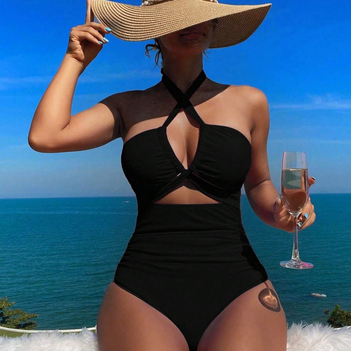 Damski strój kąpielowy z wiąza – Swimwear recenzja i cena
