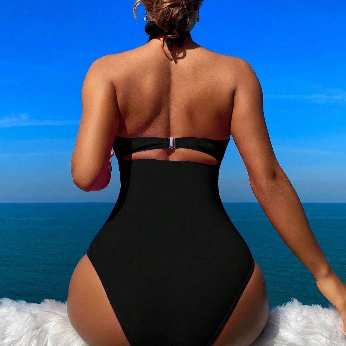 Damski strój kąpielowy z wiąza – Swimwear recenzja i cena