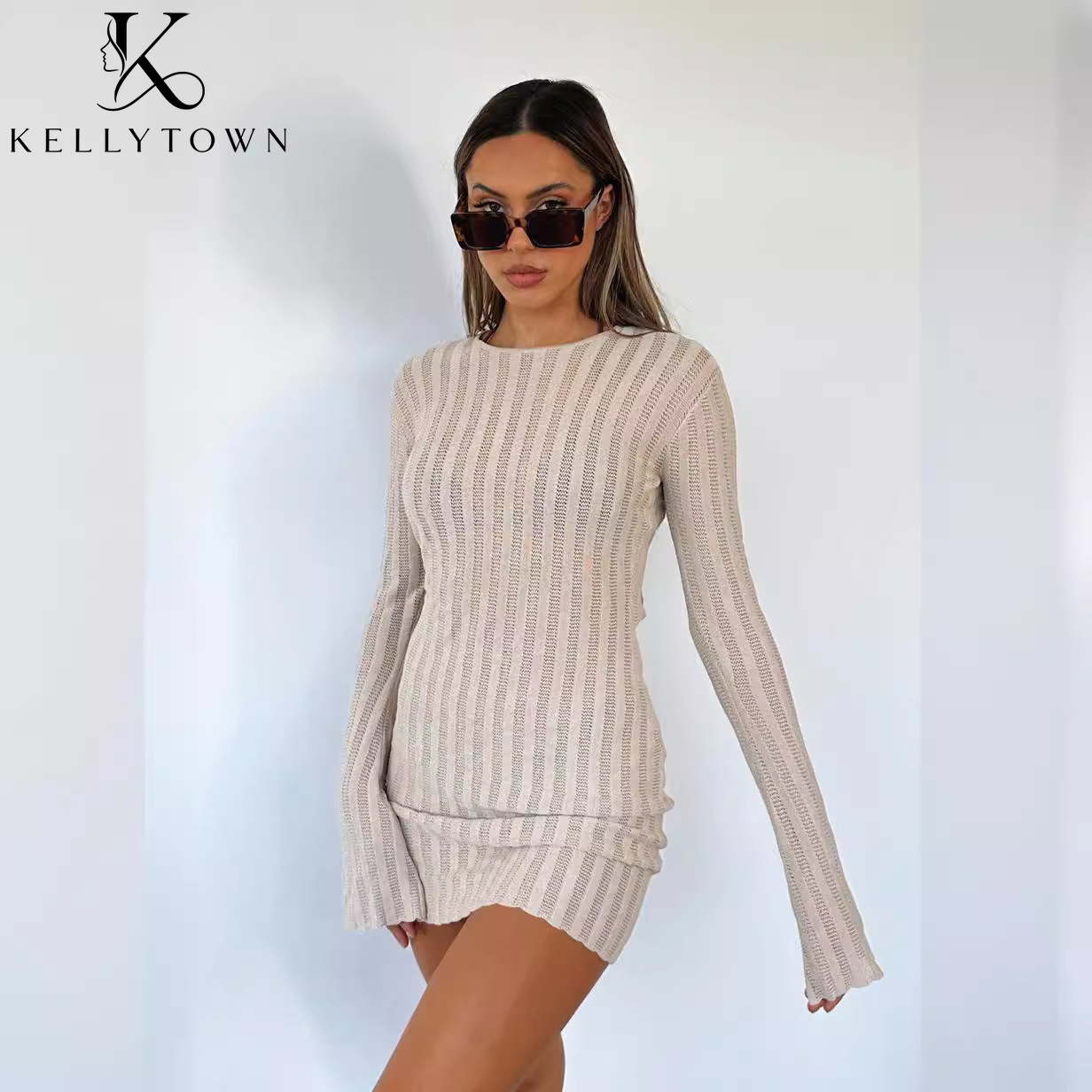 Sukienka bez pleców, seksowna, – Bodycon Long Sleeve Ribbed Dress recenzja i cena