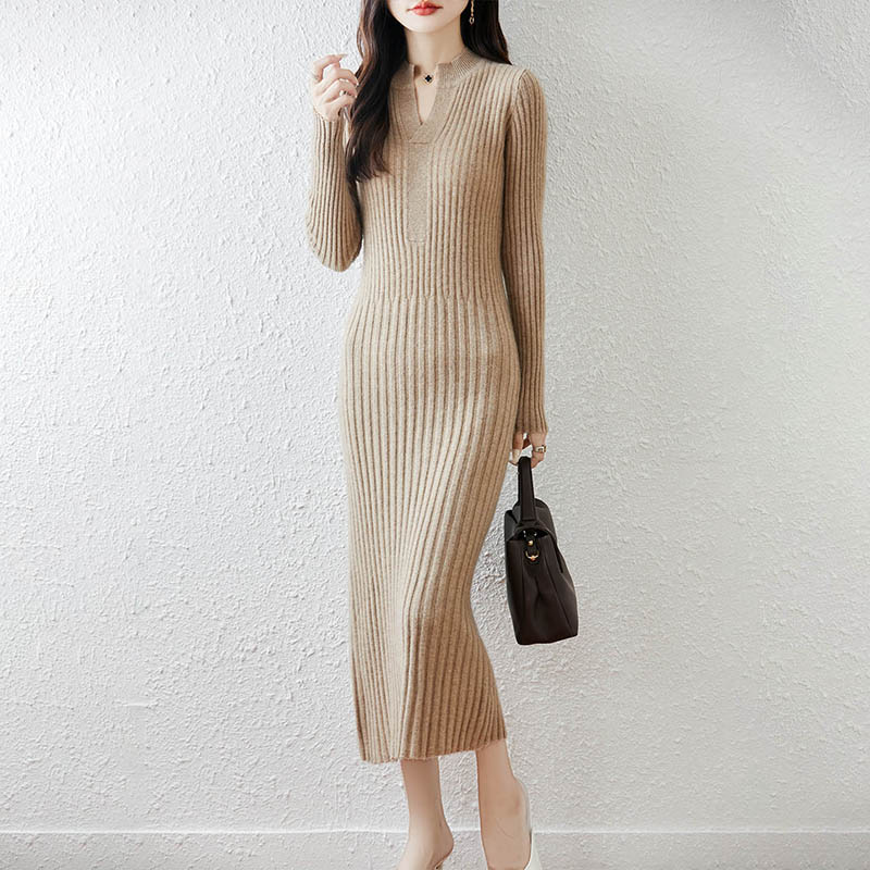 Elegancka, minimalistyczna suk – Bodycon Long Sleeve Ribbed Dress recenzja i cena